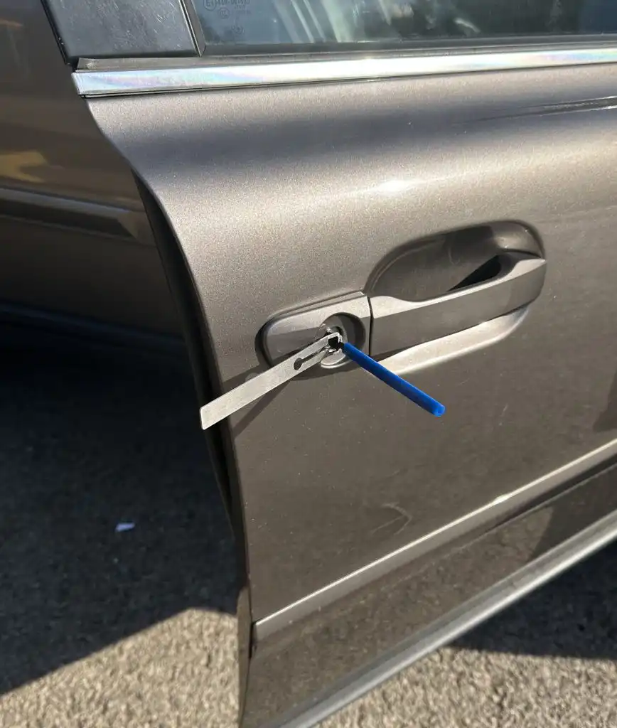 Car locksmith Meanwood. Customer locked his keys in his car in Meanwood Leeds! Car Door lock picked open professionally . Auto locksmith Meanwood.