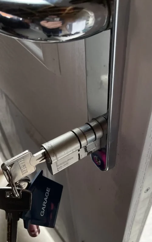 Fast lock change services in Kirkstall Lock repair & lock replacements Leeds. Locksmith Kirkstall.