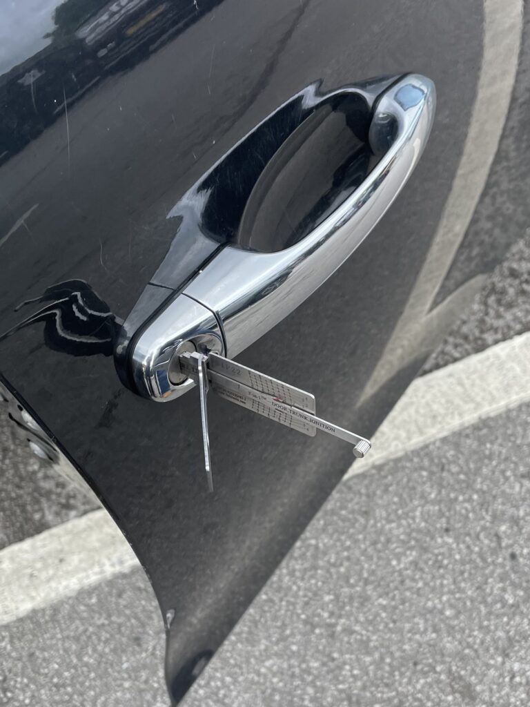 Auto locksmith Armley. Keys locked in car.