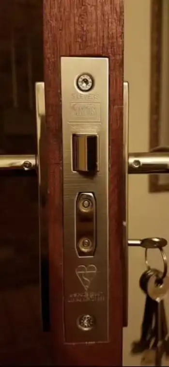 5 lever British Standard Mortice Sash lock upgrade. Locksmith Harrogate